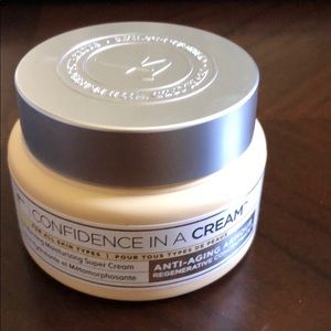 It Cosmetics Confidence in a Cream